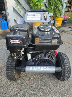 Honda Simpson 3300/2.5GPM  Pressure Washer