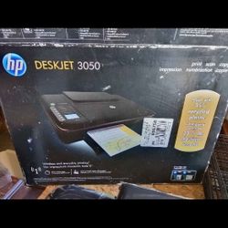 Never Used HP Deskjet 3050 All In 1  Printer J610a 