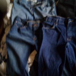 5 Pair Of 34x32 N 34x34l Jeans Are Like New