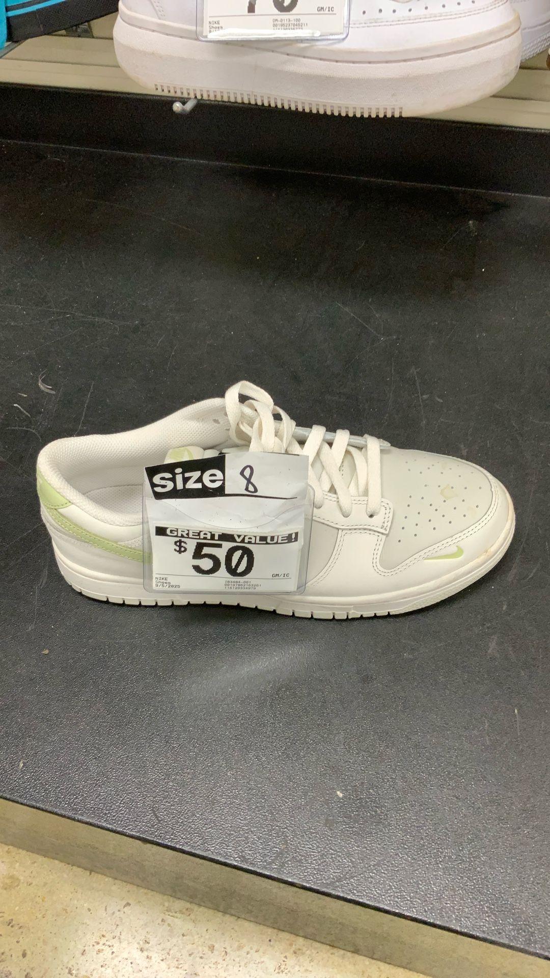 NIKE SHOES