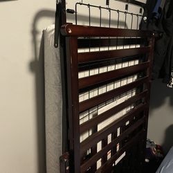 Toddler’s Bed (PICKUP ONLY)