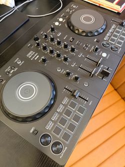 Pioneer DJ DDJ FLX4 Controller