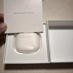 Apple AirPods (3rd Generation)