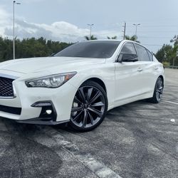 2019 Infiniti Q50