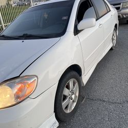 Toyota CorroíaS 2004 White 