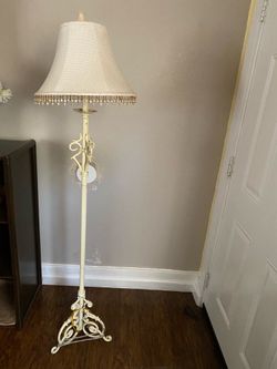 Floor lamp