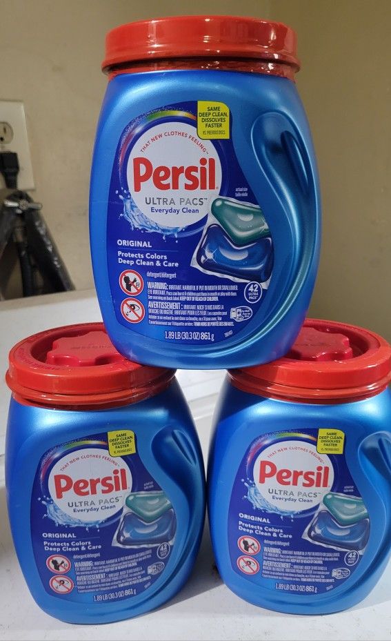 3 Tubs Of Ultra Persil Pacs (42 Count) For $33/$33 Por Los 3