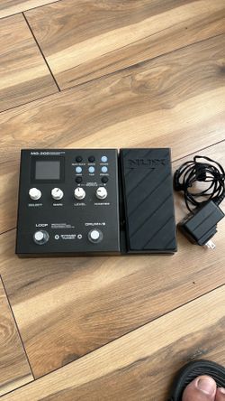 Vendo nux 300 semi nueva en perfectas condiciones