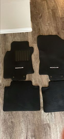 Nissan original factory floor mats carpeted excellent condition $55