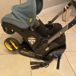 Doona Stroller With Base 