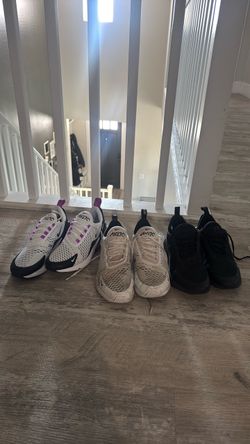 3 pairs of Nike 270s