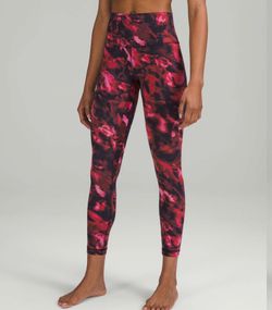 Like New! Lululemon Align™ High-Rise Leggings Pant 25”  Size 8