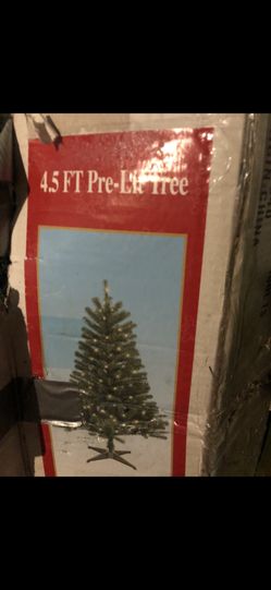 4.5 Foot Christmas Tree