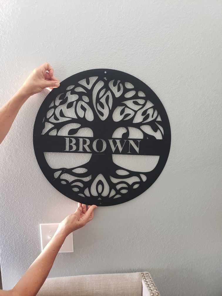 "BROWN" name hologram metal Wall Art