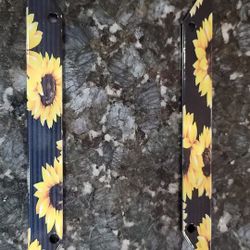 Sunflower license plate holder
