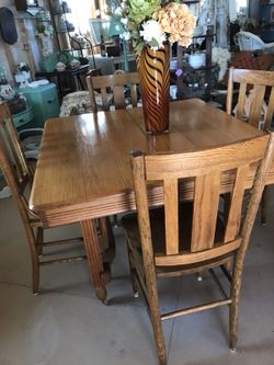 Beautiful antique table and four chairs