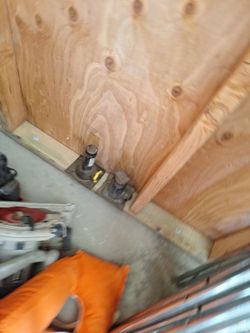 Bottle car jacks 2