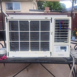 GoldStar 12,000 BTU Window A/C , Cools 600 Sq Ft