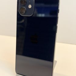Apple iPhone 12 64gb. ( Fully Unlocked )