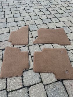 Escalade 2016 floor mats