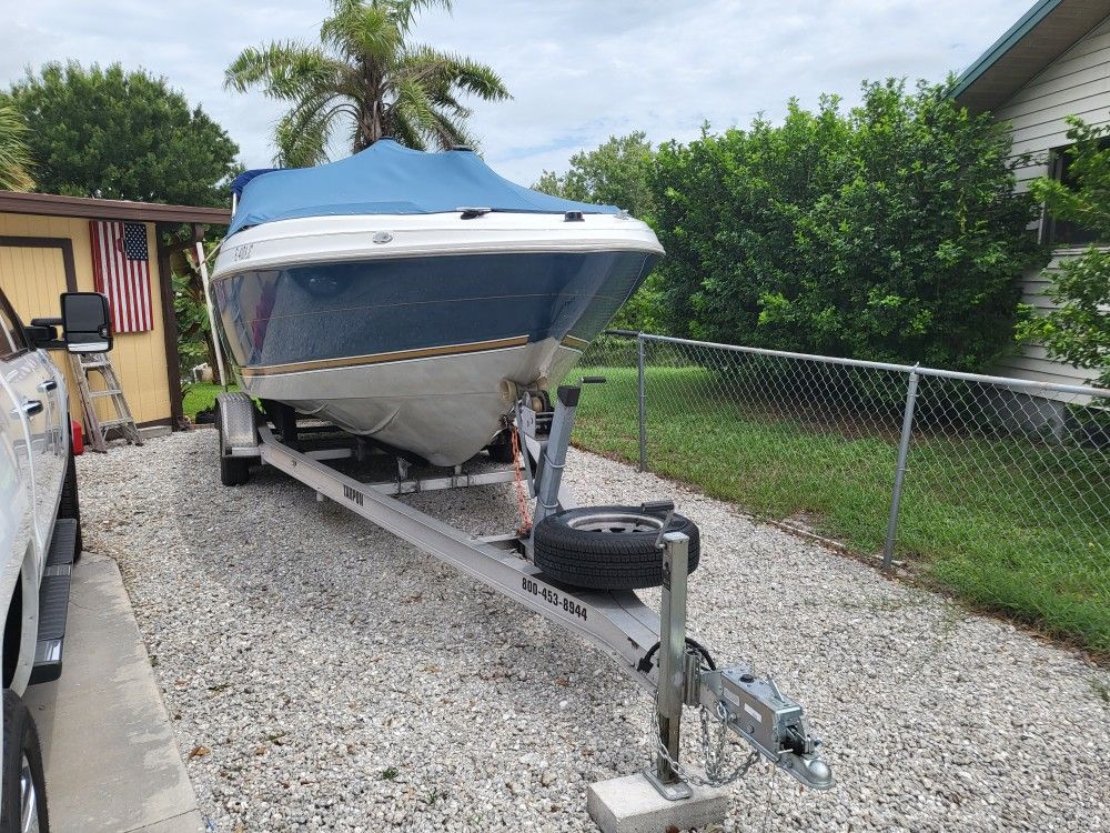 1996 Maxum 2300SR Bowrider