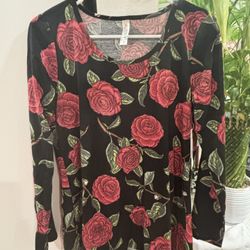 Lularoe Lynnae Shirts Size Small