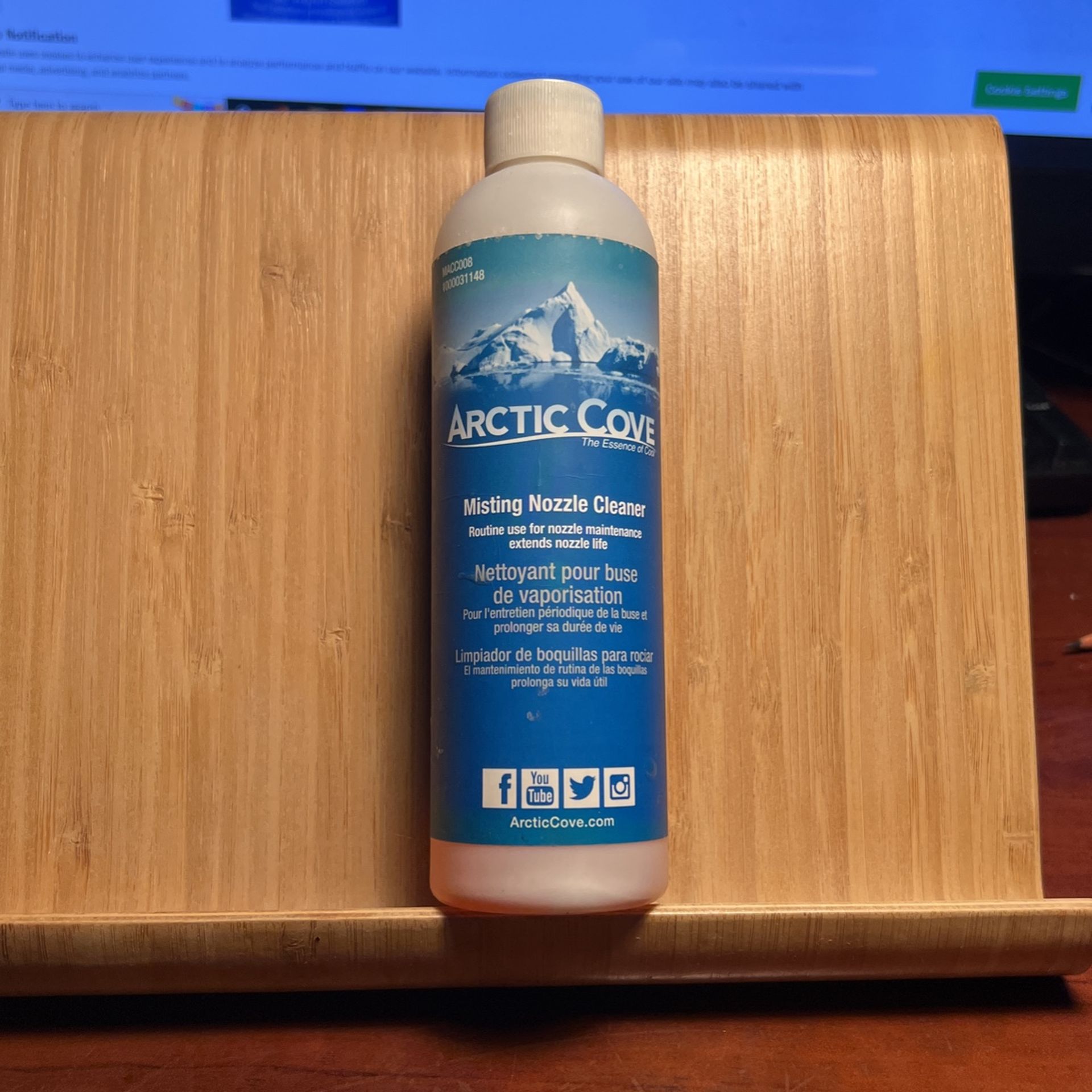 Arctic Cove 8oz Bottle of Misting System Nozzle Cleaner