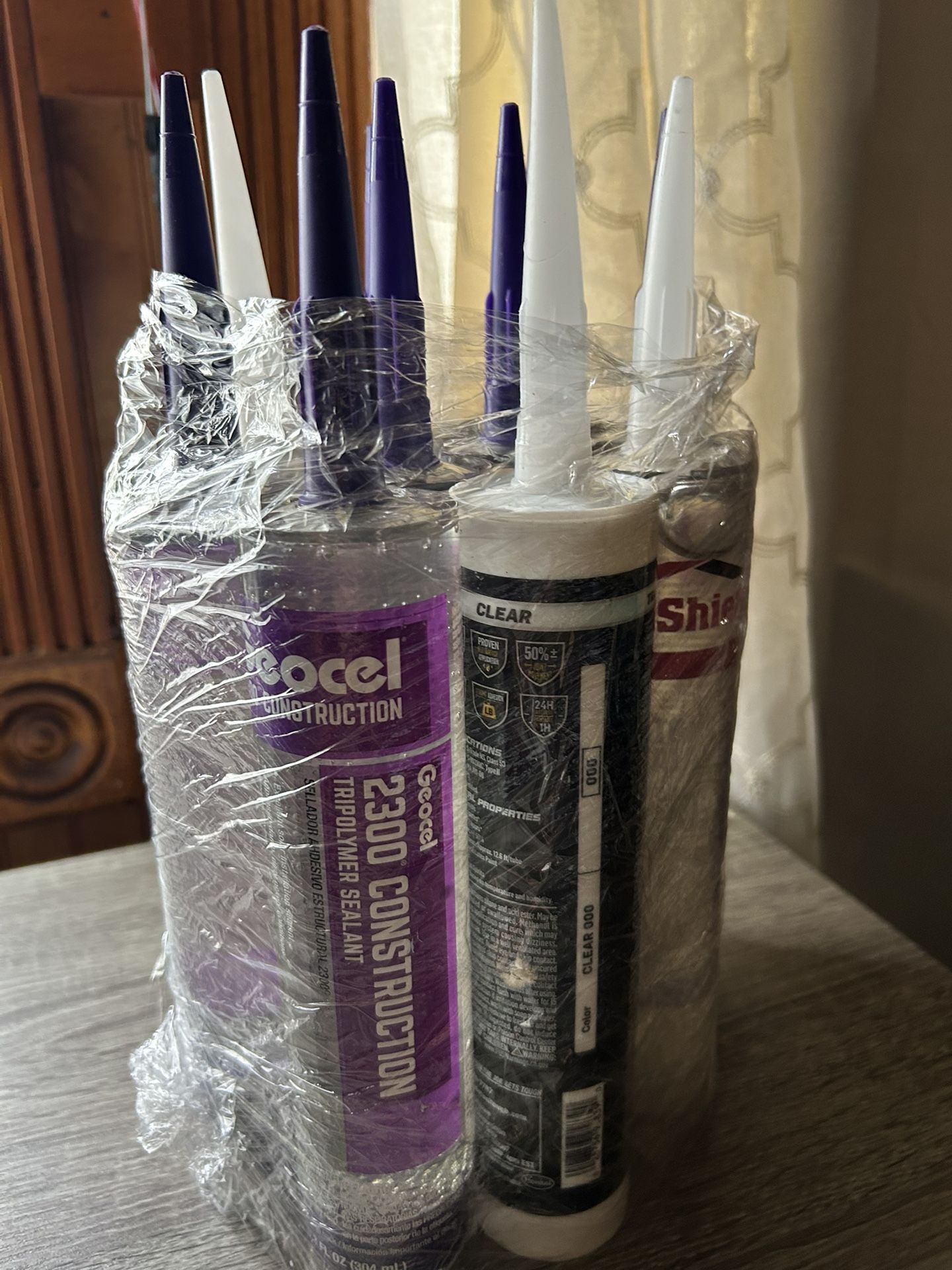 Caulking CLEAR / TRANSPARENT