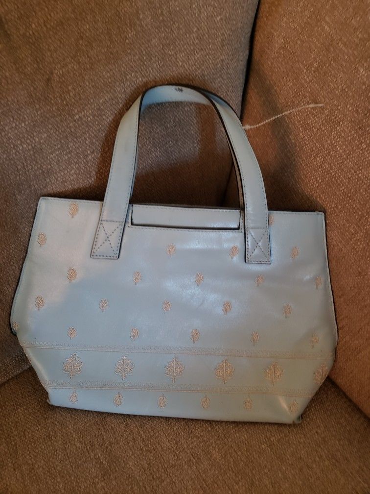 Women's Bag with wallet for Sale in Bakersfield, CA - OfferUp