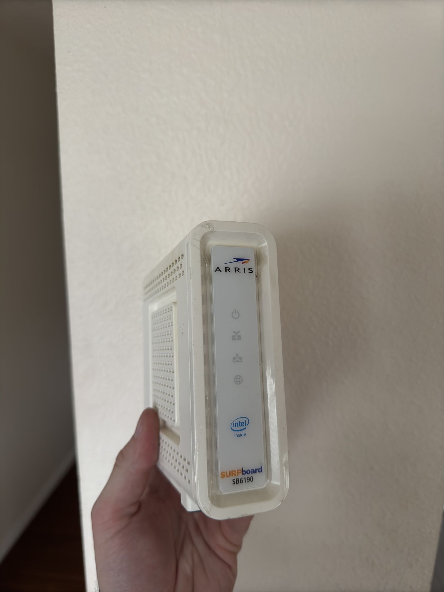 Arris Surfboard SB6190 Modem
