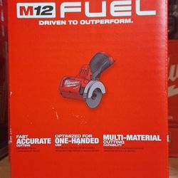 Milwaukee
M12 FUEL Cut Off Saw (Tool-Only)