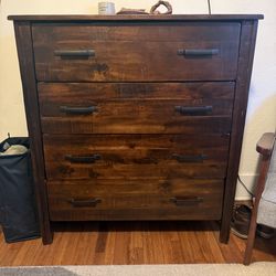 Dresser 4 drawer solid wood 200