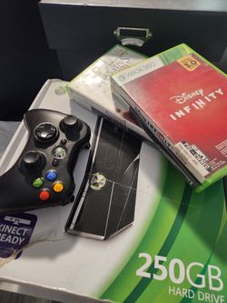 Xbox 360 Slim 250GB W Games