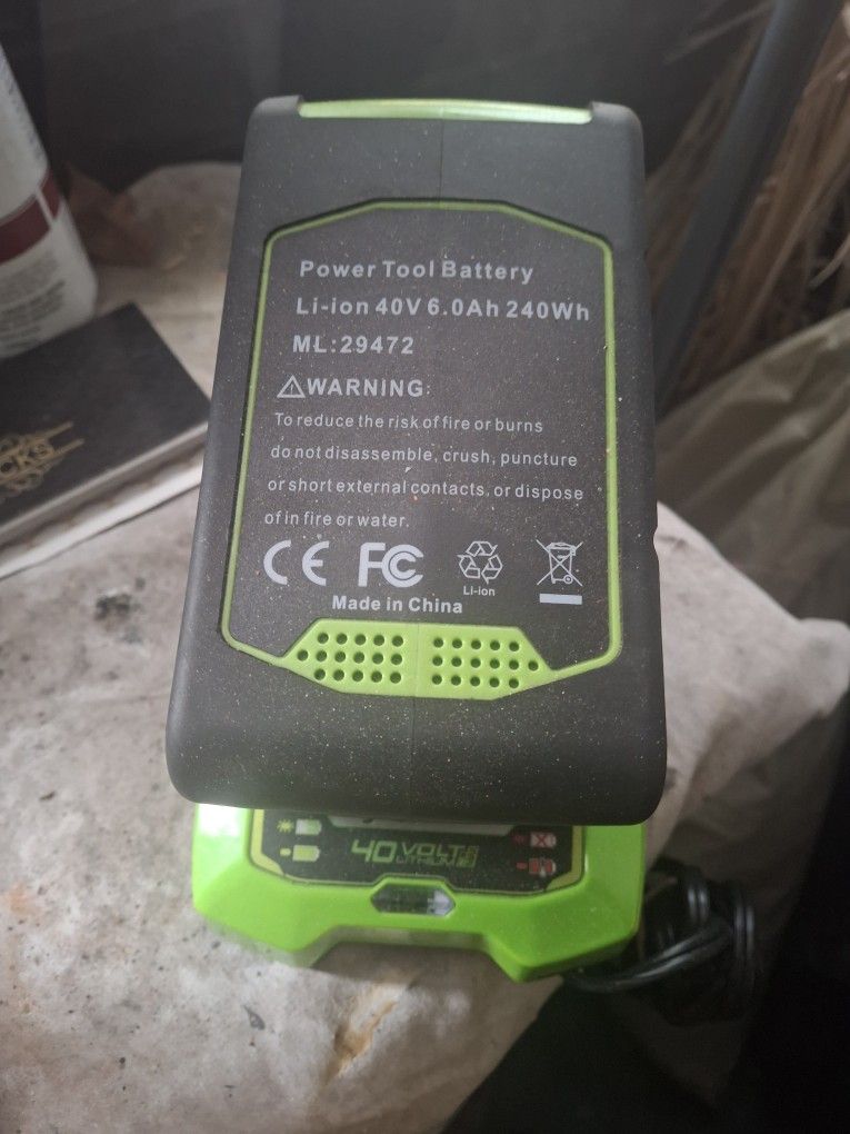 Battery Charger Ryobi And Green