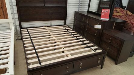 New Platform Bedroom Set