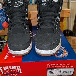 Brand New Size 12 Patrick Ewings