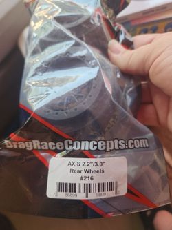 Drag racing axis rear wheels