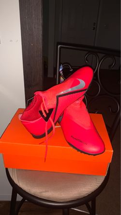 Nike Indoor Soccer Shoes
