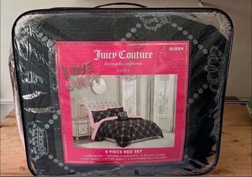 Juicy Couture Queen Size Set of 8 pieces 🎀