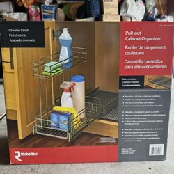 Brand New Richelieu Pull Out Cabinet Organizer 9 inch wide x 18.5 Inch Deep Chrome