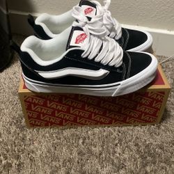 Vans Knu Skool