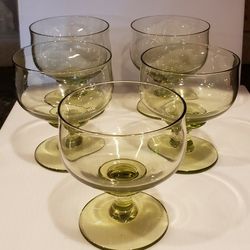 Set of 5 Vintage Champagne Coup / Dessert Glasses / Bowls