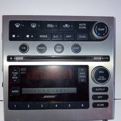  INFINITY G35 AC AUDIO RADIO CD CONTROL PANEL BOSE 