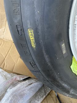 B737 Tire