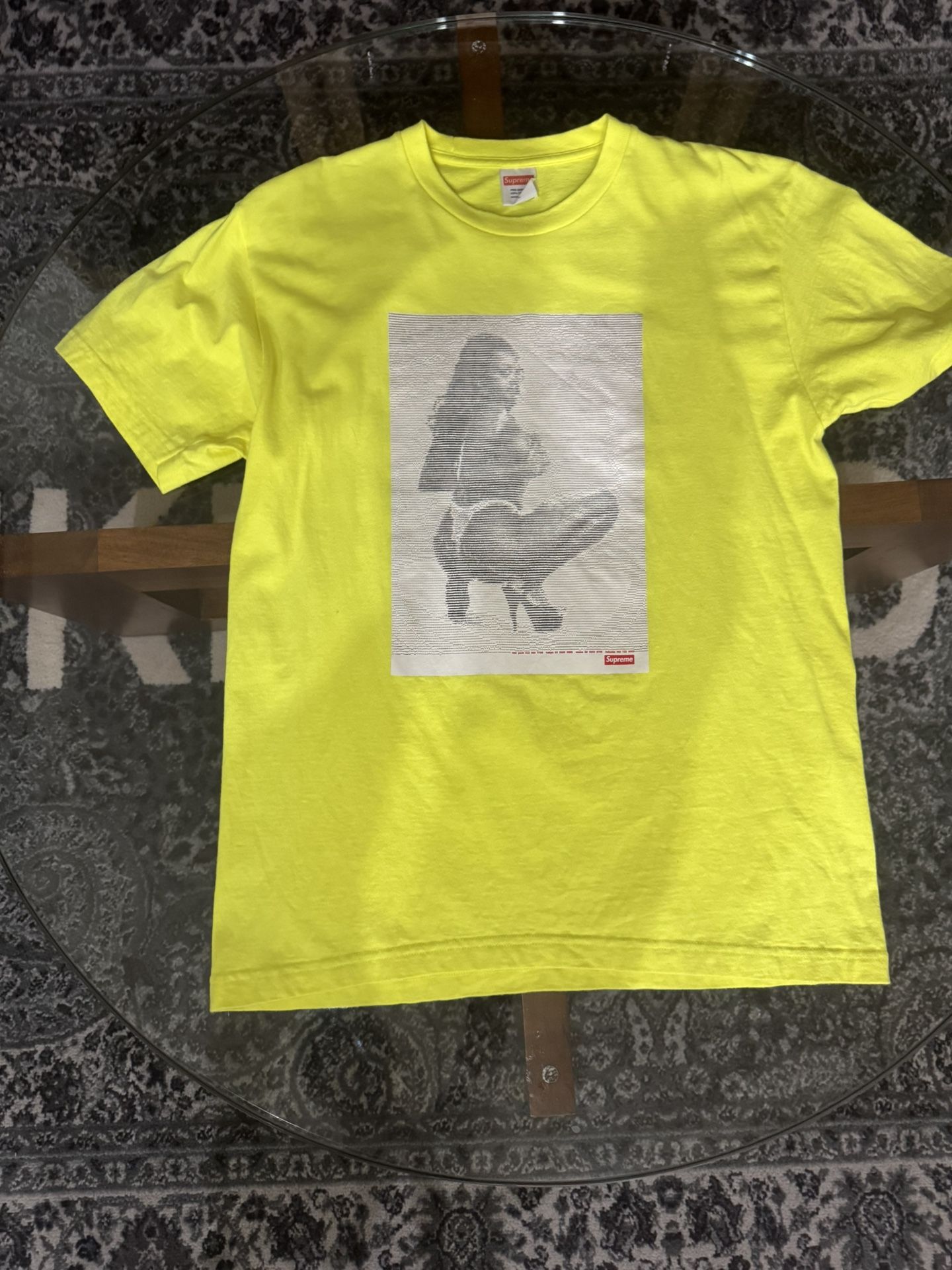 Supreme T Shirt Size L