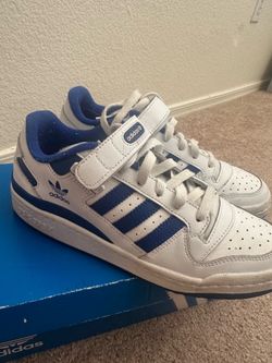 Adidas forum low royal blue size 7