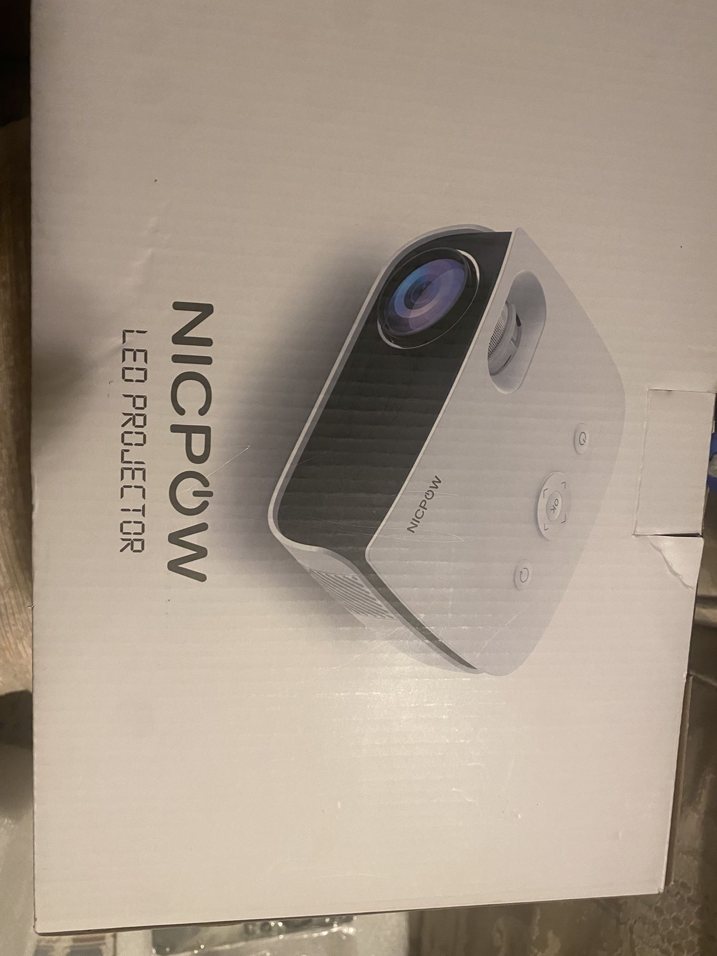 led projector