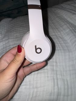 Beats Solo 4