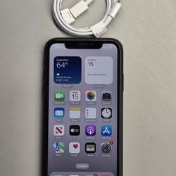 IPHONE XR 128GB UNLOCK ANY CARRIER IN GREAT Condition,