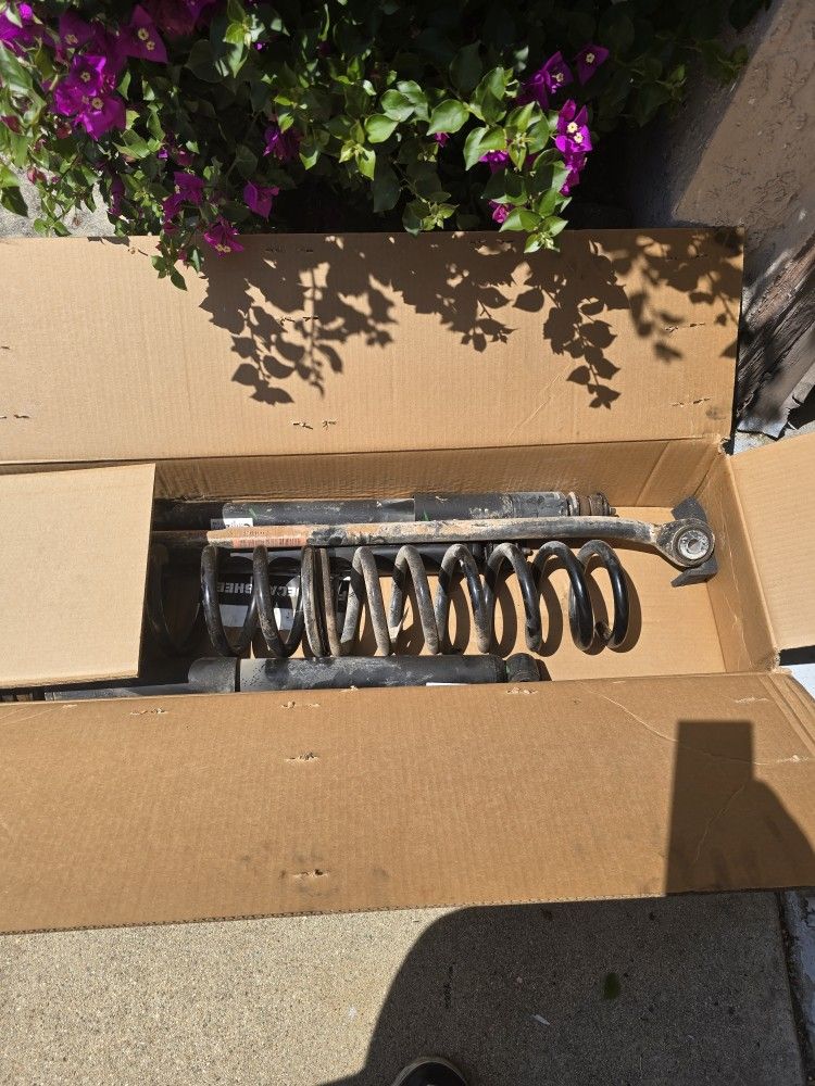 2024 Ram 2500 Bighorn Stock Suspension